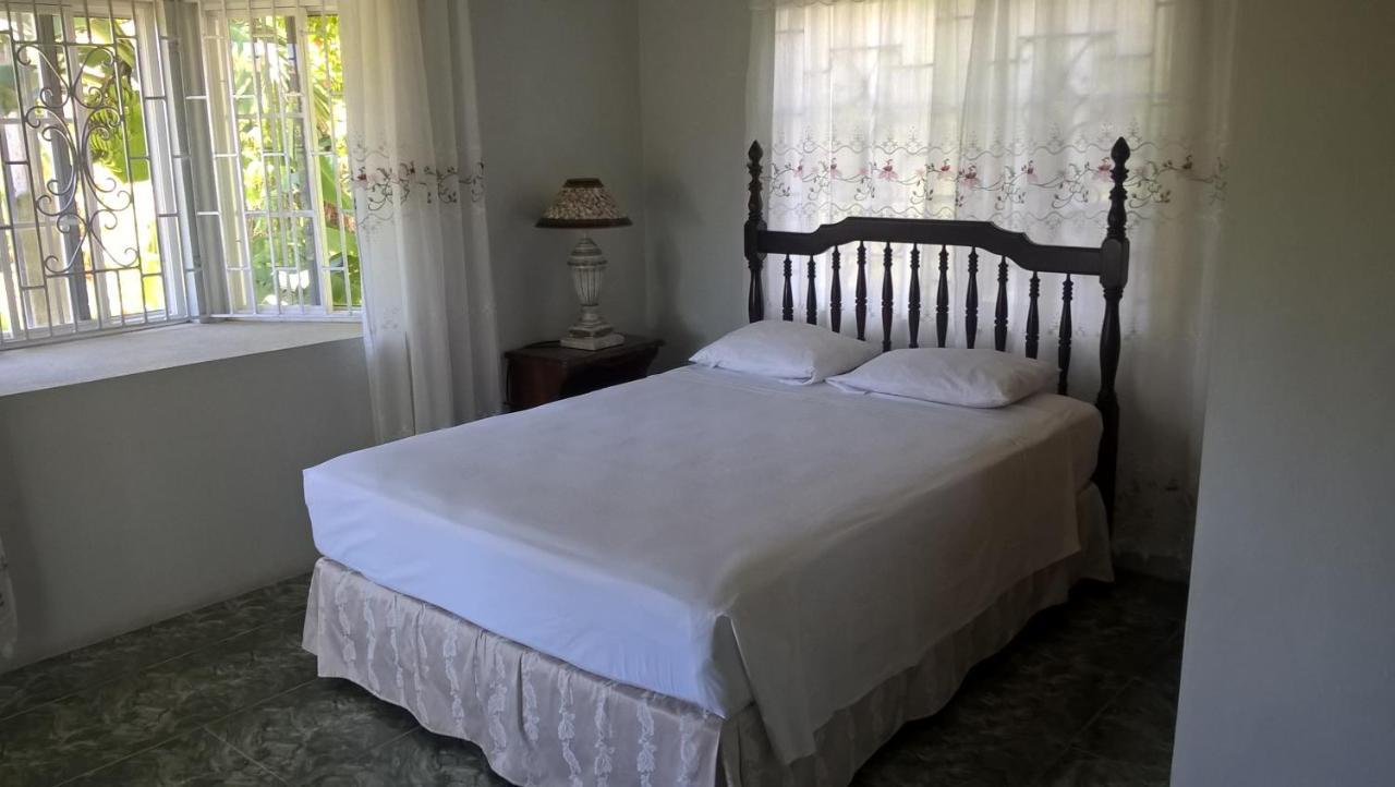 Apartamento Fairy Hill Palms Port Antonio Exterior foto